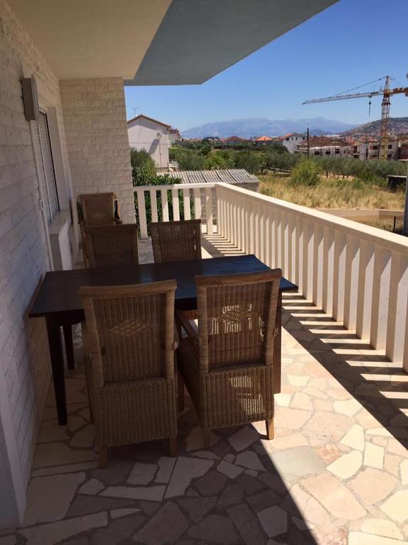 Apartmani Mane Trogir Luaran gambar