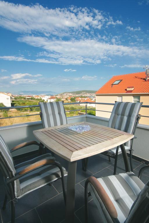 Apartmani Mane Trogir Luaran gambar