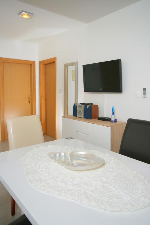 Apartmani Mane Trogir Luaran gambar